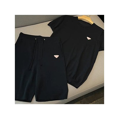 PRADA TRIANGLE LOGO T-SHIRT & PANTS - 프라다 트라이앵클 로고 티셔츠 & 팬츠