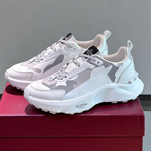 VALENTINO GARAVANI TRUE ACT SNEAKERS - 발렌티노 가라바니 트루 액트 스니커즈