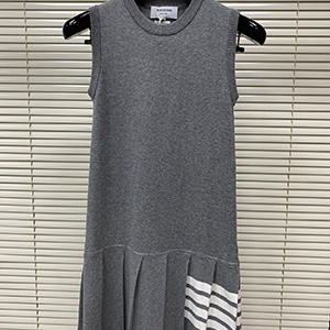 THOM BROWNE KNIT SLEEVELESS ONE PIECE - 톰브라운 니트 민소매 원피스