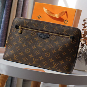  LOUIS VUITTON NEW POUCH MONOGRAM - 루이비통 뉴 파우치 모노그램 그라피티