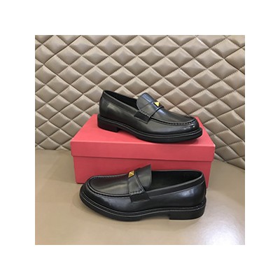 VALENTINO ROCKSTUD LOAFER - 발렌티노 락스터드 로퍼