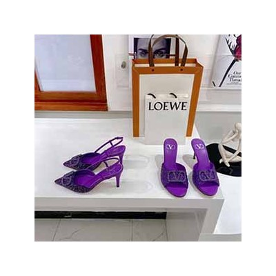 VALENTINO V LOGO PUMPS - 발렌티노 브이로고 펌프스