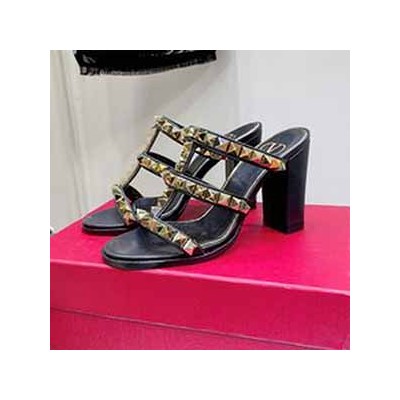 VALENTINO GARAVANI ROCKSTUD SANDAL - 발렌티노 가라바니 락스터드 샌들