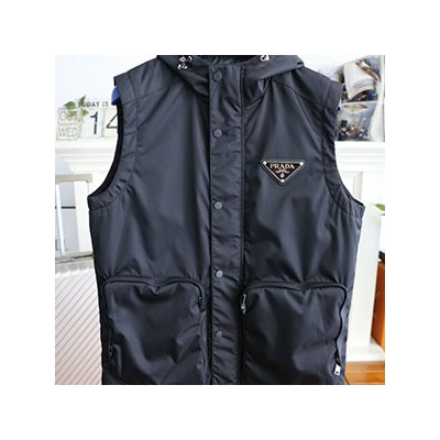 PRADA GOOSE DOWN WAIST COAT PADDING - 프라다 경량 패딩 조끼