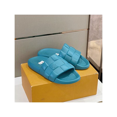 LOUIS VUITTON WOTERFRONT SLIPPER - 루이비통 워터프론트 슬리퍼