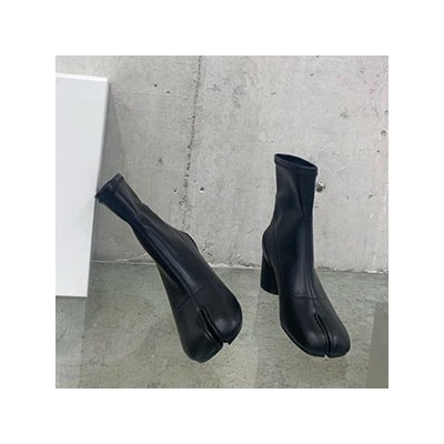 MAISON MARGIELA TABI ANKLE BOOTS - 메종 마르지엘라 타비 앵클부츠