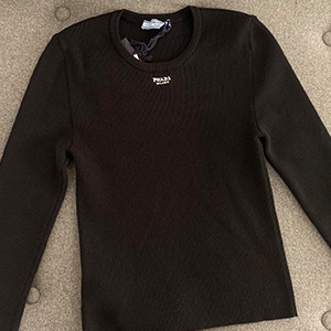 PRADA LOGO LADY KNIT SHIRT - 프라다 로고 여성용 니트 티셔츠