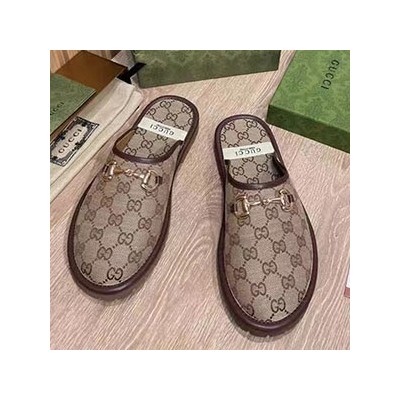 GUCCI GG CANVAS MULE SLIPPER - 구찌 GG 캔버스 뮬 슬리퍼