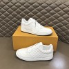 LOUIS VUITTON EMBOSSING MONOGRAM SNEAKERS - 루이비통 엠보싱 모노그램 스니커즈