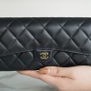 CHANEL QUILTED FLAP WALLET - 샤넬 클래식 플랩 장지갑