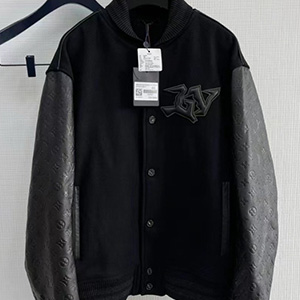 LOUIS VUITTON MONOGRAM EMBOSSED LEATHER JACKET - 루이비통 모노그램 엠보스드 레더 울 블루종