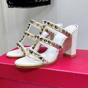 VALENTINO GARAVANI ROCKSTUD SANDAL - 발렌티노 가라바니 락스터드 샌들