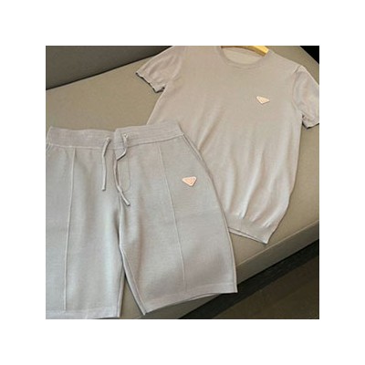 PRADA TRIANGLE LOGO T-SHIRT & PANTS - 프라다 트라이앵클 로고 티셔츠 & 팬츠